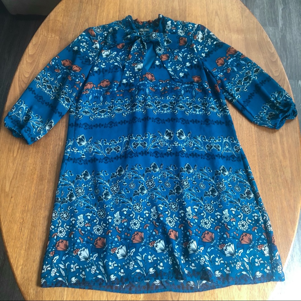 Lily Rose Floral Shift Dress